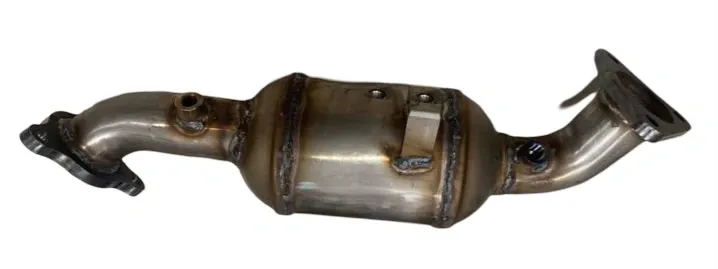 CleanCore Close Coupled Cat Toyota Landcruiser 200 Series 4.5L 1VD-FTV Twin Turbo 2015 - 2021 RHS with Fitting Kit