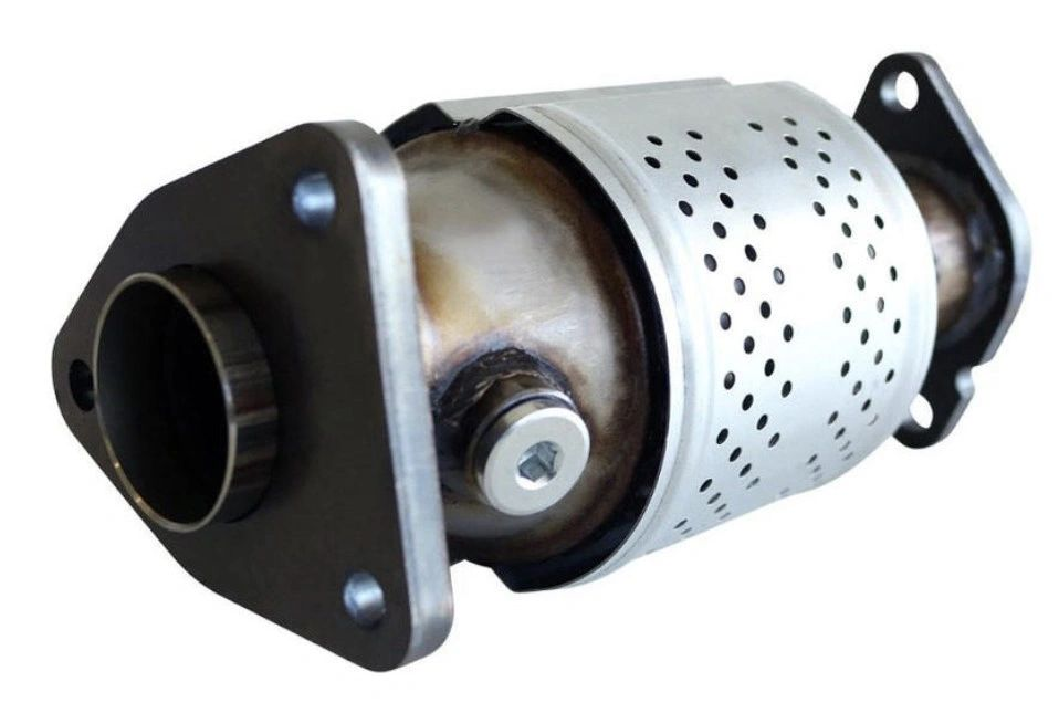 CleanCore | Euro 4 Close Coupled LHS Manifold Cat | Nissan Navara D40 & Pathfinder R51 VQ40 4.0L V6 2005–2013